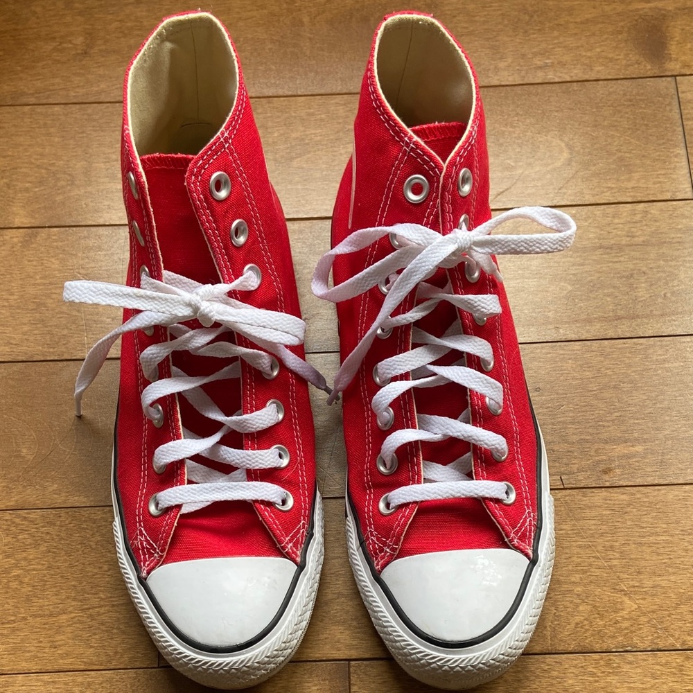 Converse Chuck Taylor Red High-Top Sneakers Mens 8/Womens 10